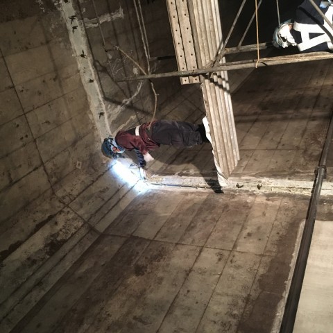 東京メトロ トンネル内止水工事 エステー工業様の画像