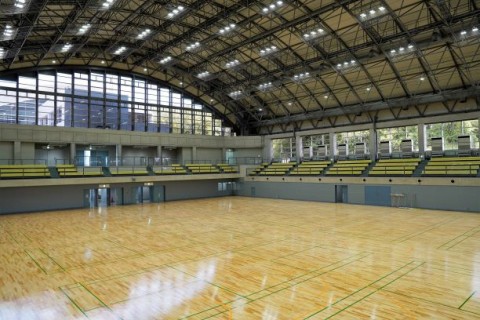 体育館内装改修工事の画像