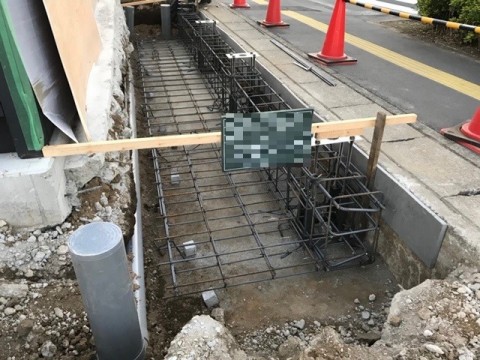 店舗看板基礎工事の画像