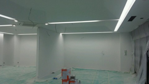 ショールーム　新築塗装工事の画像