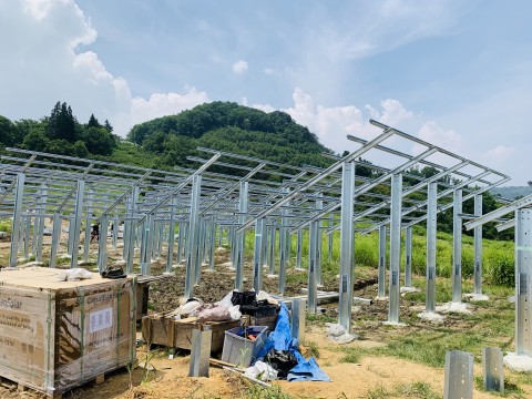 メガソーラーパネル設置工事の画像