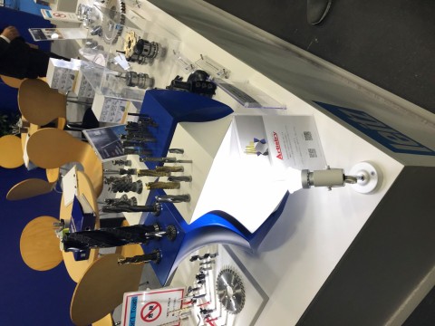 株式会社ライツジャパン／展示会用刃物什器の画像