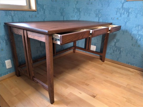 洲本市 レッドオーク無垢デスクの画像