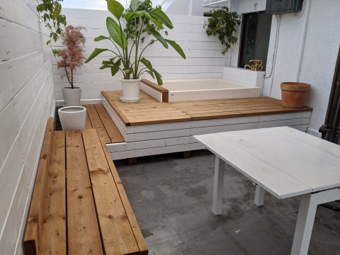 自由が丘　ウッドデッキ＆ジャクジーの画像