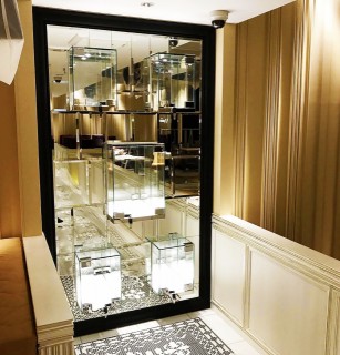 キャバクラ　ショーケースの画像