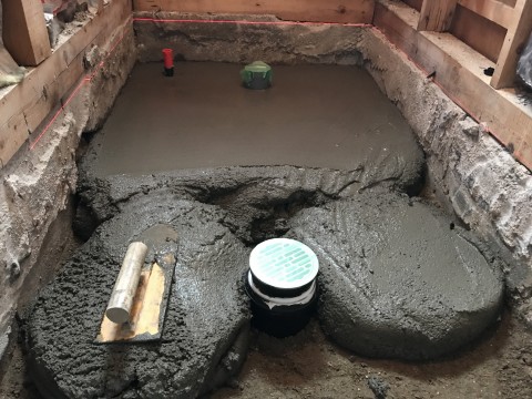 東大阪市　工場内トイレ改修の画像