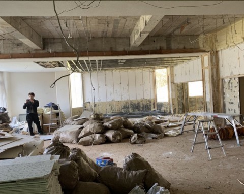 軽鉄天井解体工事の画像