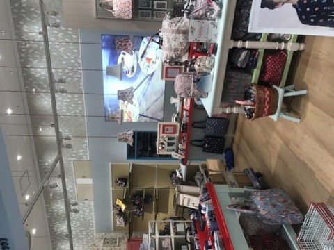 物販店新装工事の画像