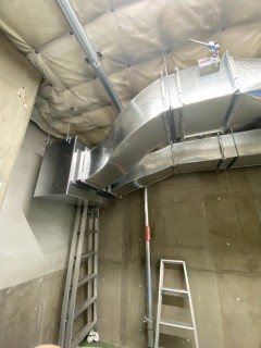東京都　都立高校　換気設備改修工事の画像