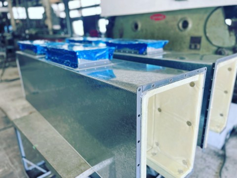 埼玉県　某病院　消音チャンバー製作の画像