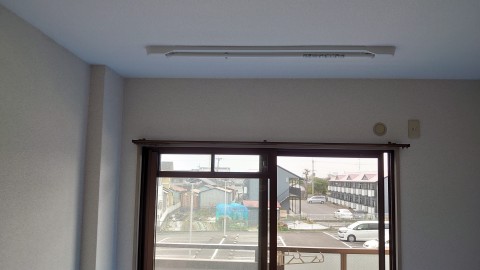 ルームハンガー取付工事の画像