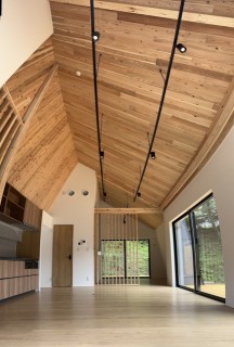 静岡県内：貸コテージ新築工事（2023年6月竣工）の画像