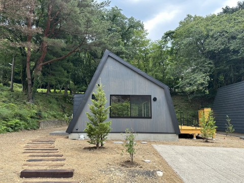 静岡県内：貸コテージ新築工事（2023年6月竣工）の画像