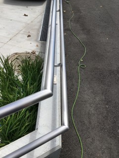 学校のスロープの画像