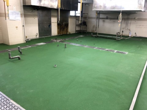 厨房内塗床工事の画像