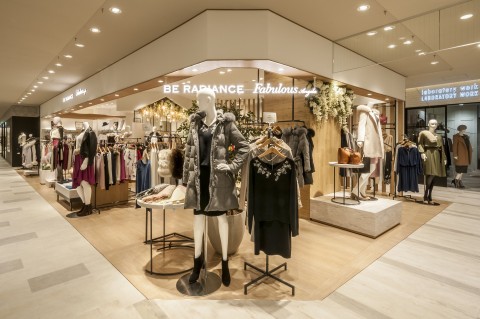 BE RADIANCE　Fabulous Angela　ペリエ千葉店　様の画像