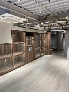 東京都　ペットショップ内装工事の画像