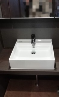 東京都☓☓邸の画像