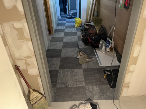 東京都　某サウナ施設夜間工事の画像