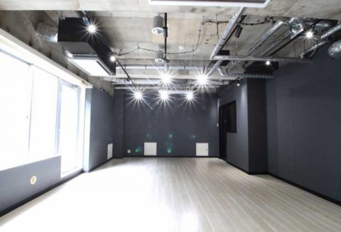 神奈川県岸根公園駅ダンス・レコーディングスタジオの画像