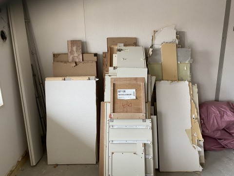 都内マンション　リノベーションに伴う内装解体の画像