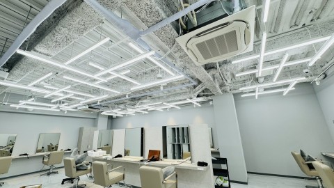 足立区　美容室　電気・空調設備工事の画像