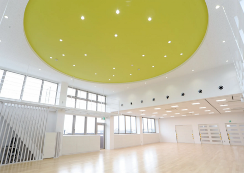 埼玉県杉戸町幼稚園多目的ホールの画像