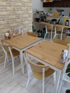 うどん店新規店舗内装の画像