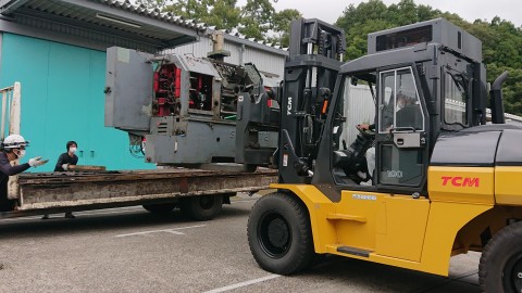 某工場様　3～6ｔの工作機械移設作業　7台の画像