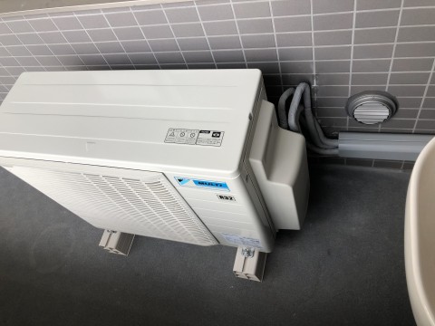 都内マンションハウジングエアコン入替工事の画像