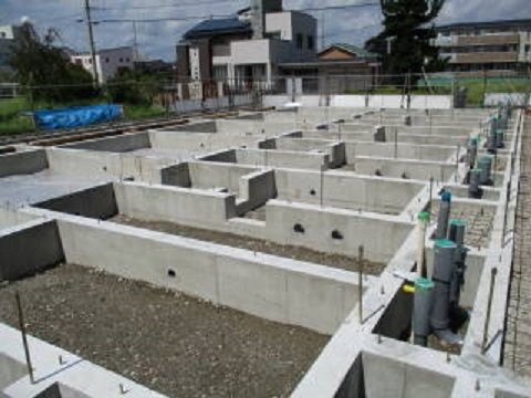 埼玉県　新築集合住宅基礎工事の画像