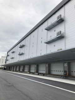 千葉県 某物流センター新築工事:空調設備工事の画像
