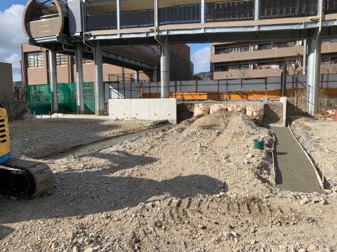 中学校旧屋内運動場除却工事の画像