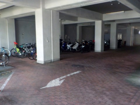 学校敷地内舗装改修工事の画像