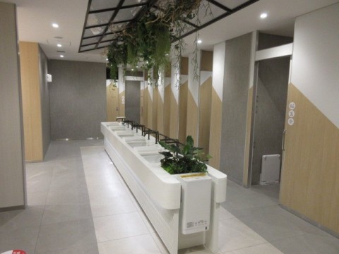 東京都　株式会社丹青社様　某SC内トイレ新装の画像