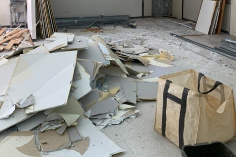 愛知県　半田市　店舗の退去に伴う現場回復工事の画像