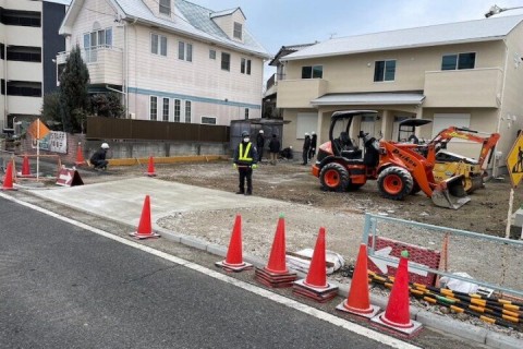 【326万円】愛知県春日井市｜乗入れ工事申請工事と塗装工事の施工事例の画像