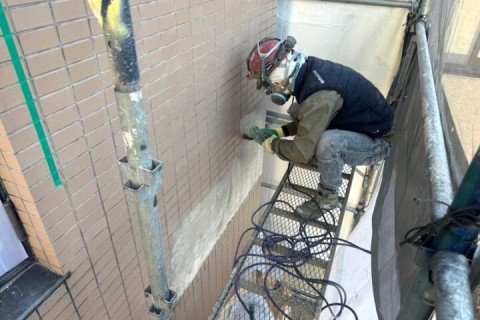 【12万1千円】愛知県名古屋市｜某内科外壁解体工事の施工事例の画像