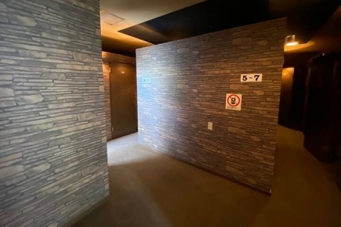 愛知県名古屋市のレンタルビデオ店のスケルトン工事の画像