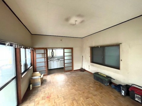 【92万4千円】愛知県豊田市｜瓦降ろしと内装解体の画像