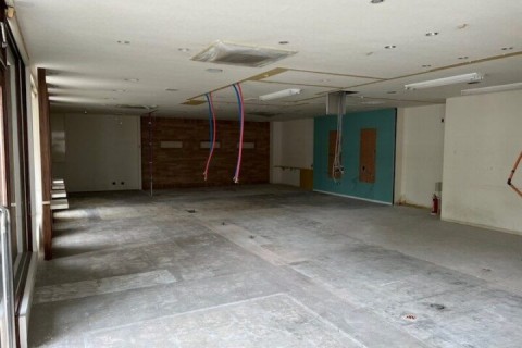 岐阜県大垣市｜美容室の内装解体（原状回復）の画像