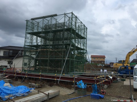 石川県　北陸新幹線　足場工事の画像