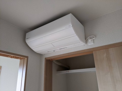 個人宅エアコン工事の画像