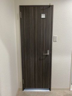 東京都内　マンション　室内建具の画像