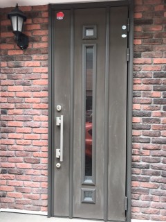 千葉県　戸建て住宅　玄関ドアリフォームの画像