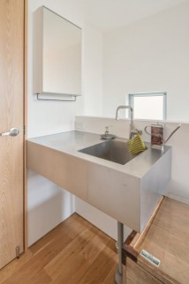 柱残しの戸建フルリノベーションの画像