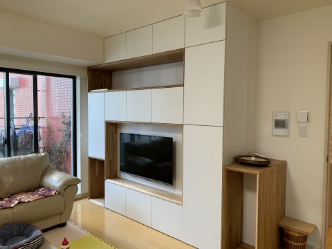y様邸壁面収納の画像