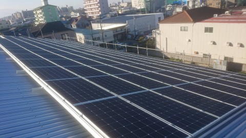 大阪府屋根上低圧太陽光発電工事の画像