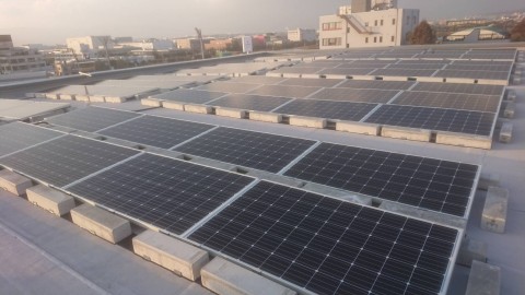 京都府屋根上低圧太陽光発電工事の画像