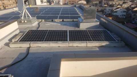 大阪府屋根上低圧太陽光発電工事の画像